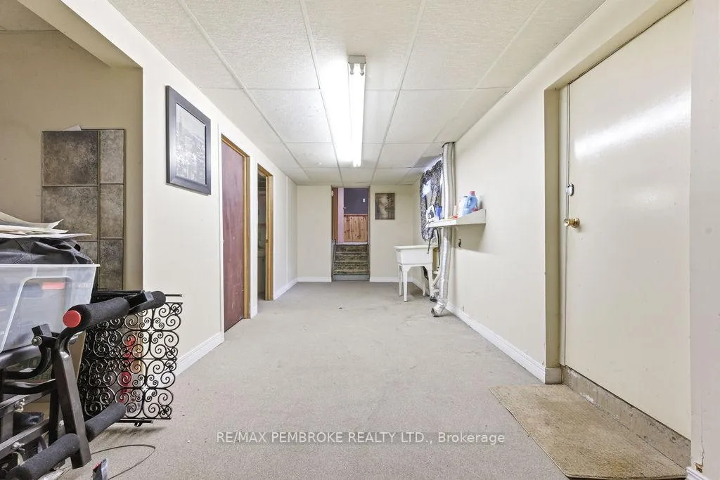 Photo 33 of 20 Maple Avenue, Petawawa — HOMEH