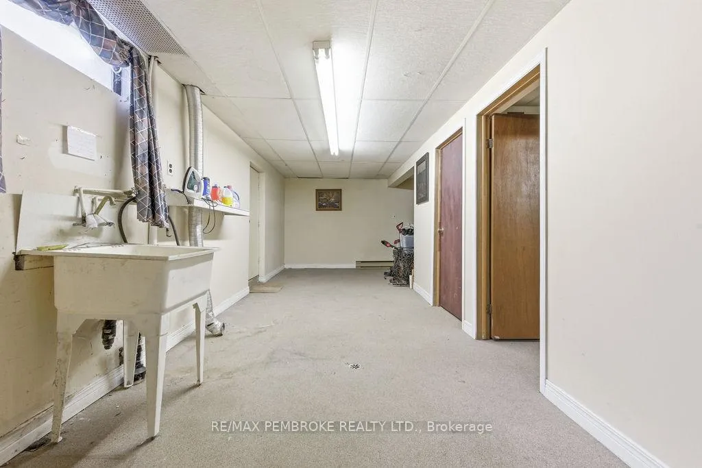 Photo 34 of 20 Maple Avenue, Petawawa — HOMEH