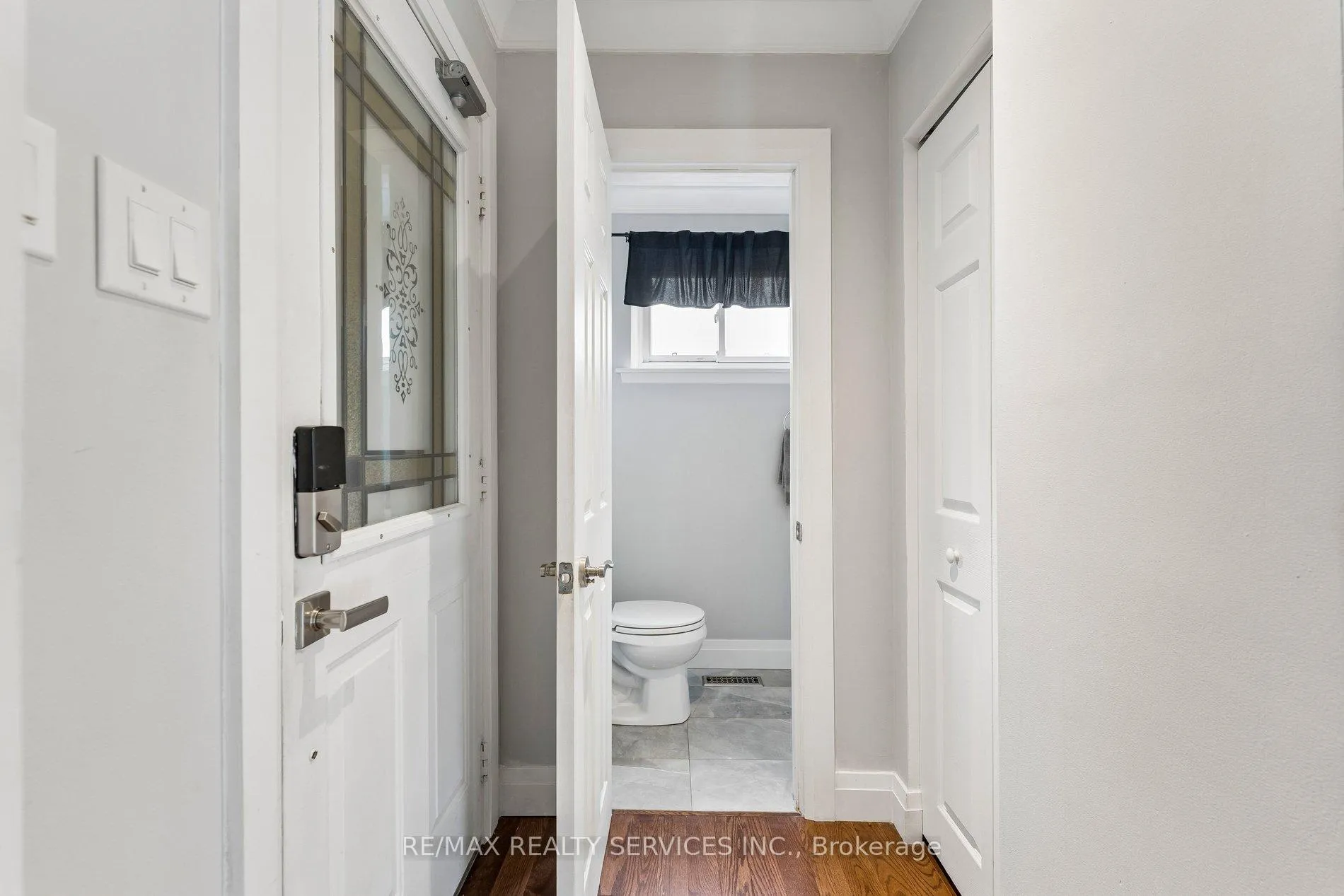 Photo 21 of 8 Donalda Place, Brampton, Southgate — HOMEH