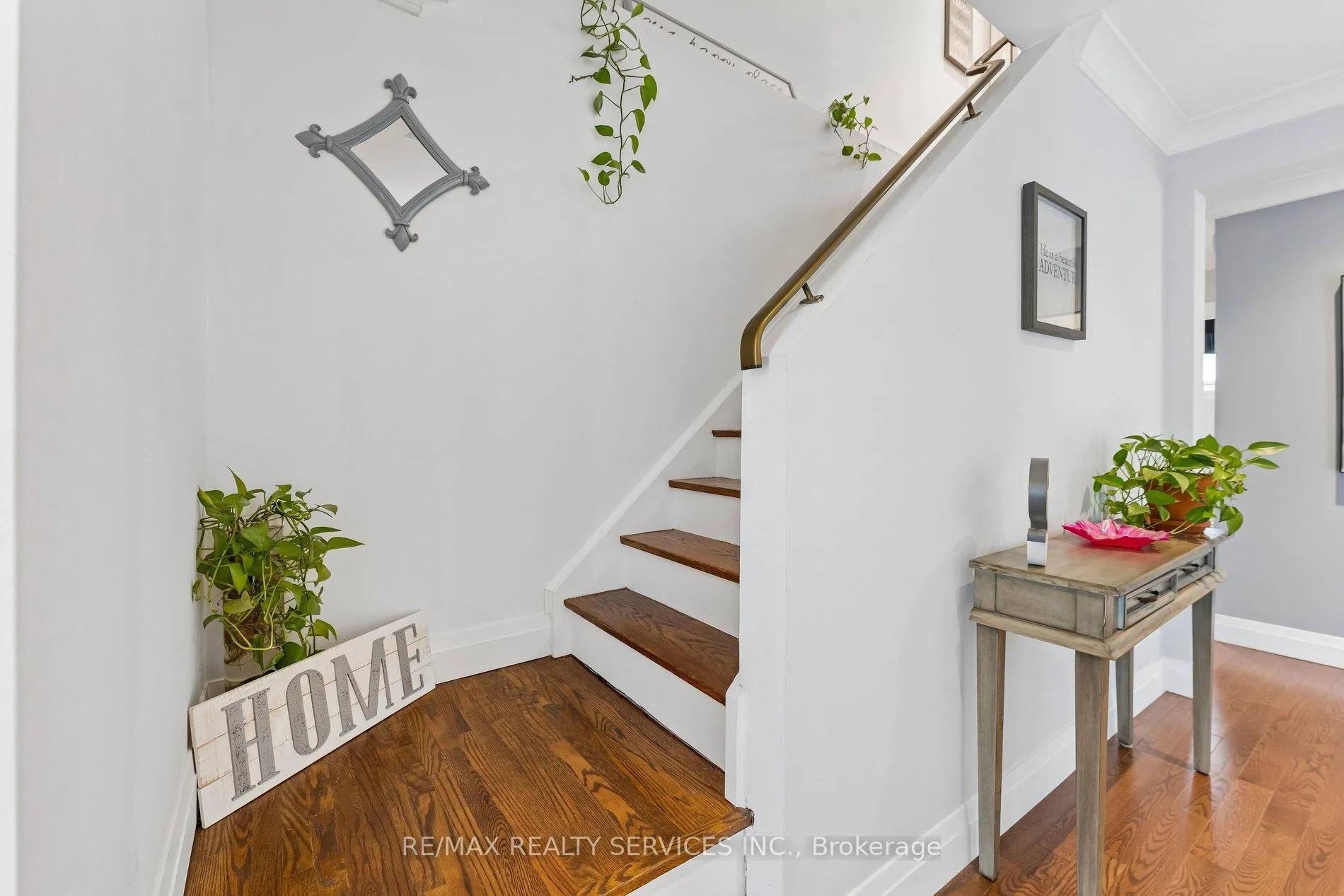 Photo 23 of 8 Donalda Place, Brampton, Southgate — HOMEH