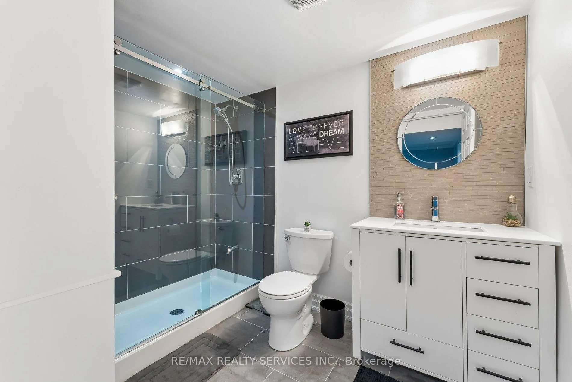Photo 37 of 8 Donalda Place, Brampton, Southgate — HOMEH