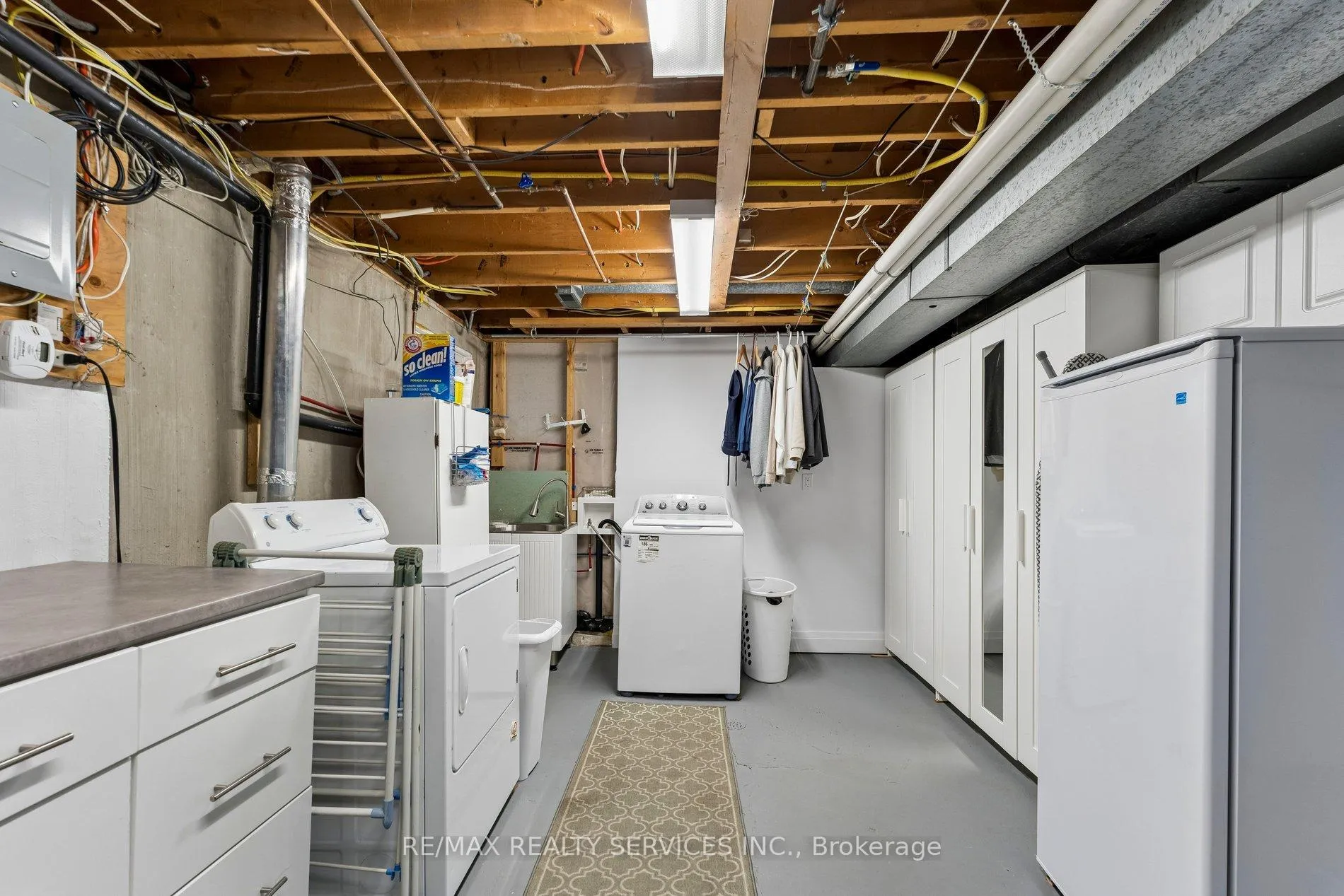 Photo 39 of 8 Donalda Place, Brampton, Southgate — HOMEH