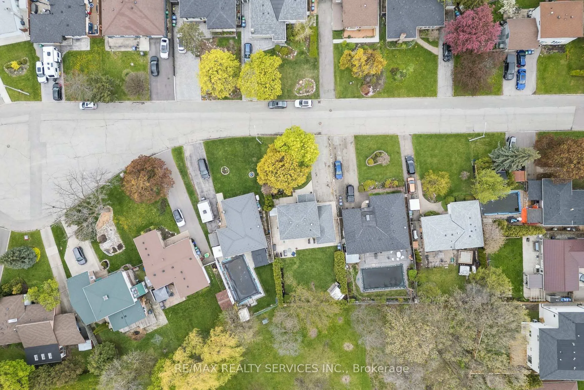 Photo 49 of 8 Donalda Place, Brampton, Southgate — HOMEH