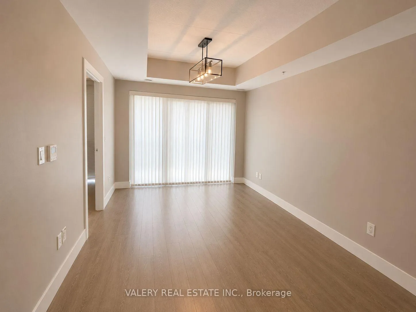Photo 5 of Unit 519, 15 Prince Albert Blvd, Kitchener, Mount Hope Huron Park — HOMEH