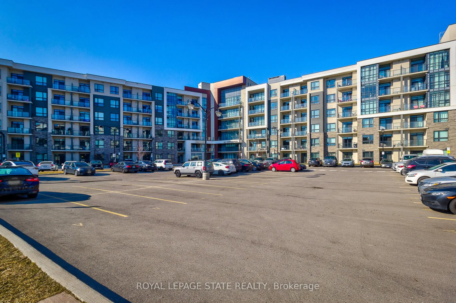 Photo 2 of Unit 628, 125 Shoreview Place, Hamilton, Lakeshore — HOMEH