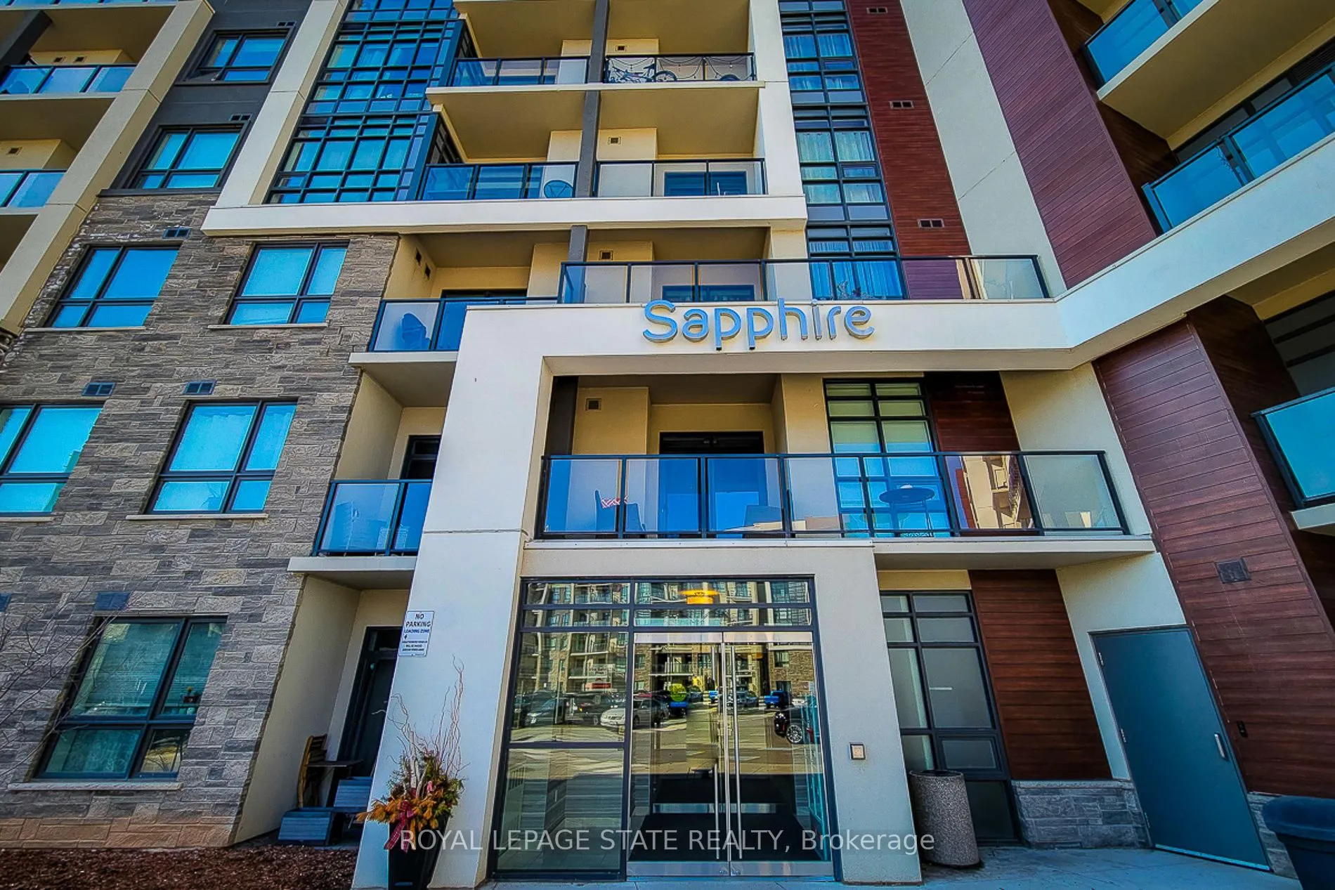 Photo 9 of Unit 628, 125 Shoreview Place, Hamilton, Lakeshore — HOMEH