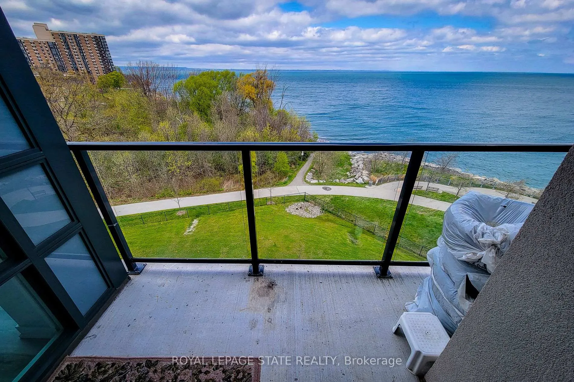 Photo 19 of Unit 628, 125 Shoreview Place, Hamilton, Lakeshore — HOMEH