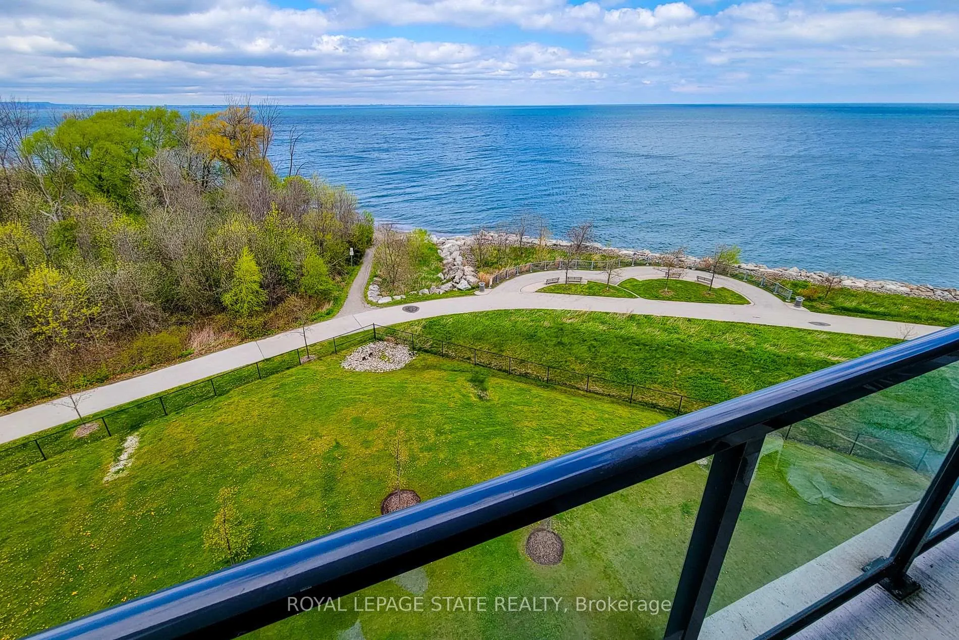Photo 20 of Unit 628, 125 Shoreview Place, Hamilton, Lakeshore — HOMEH