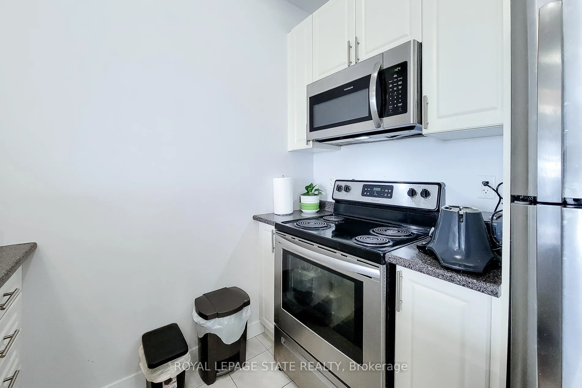Photo 28 of Unit 628, 125 Shoreview Place, Hamilton, Lakeshore — HOMEH