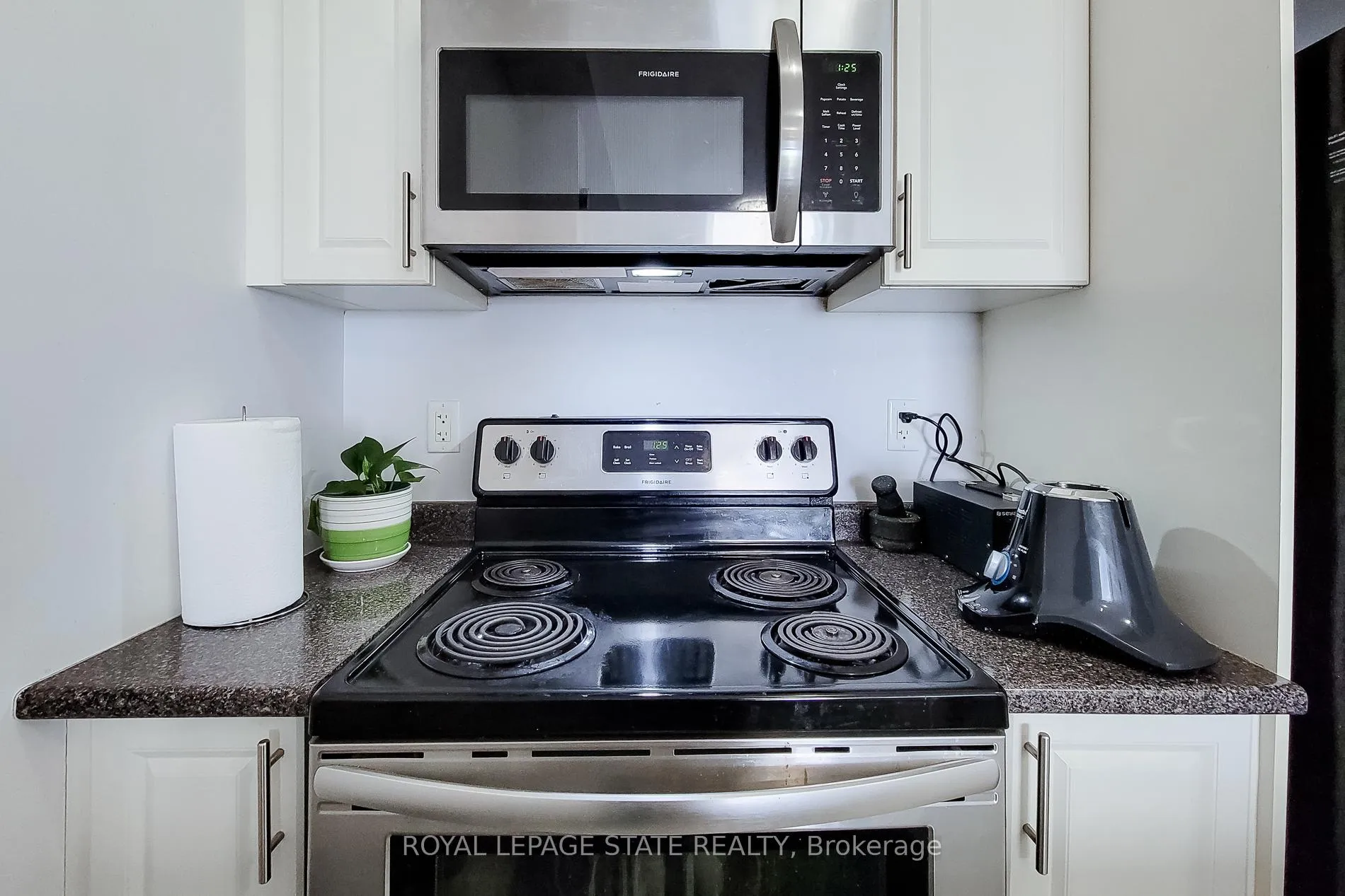 Photo 29 of Unit 628, 125 Shoreview Place, Hamilton, Lakeshore — HOMEH