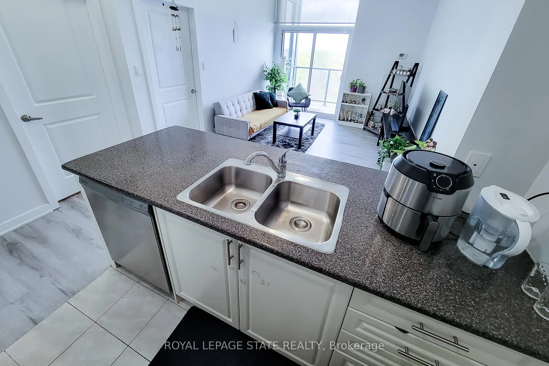Photo 30 of Unit 628, 125 Shoreview Place, Hamilton, Lakeshore — HOMEH
