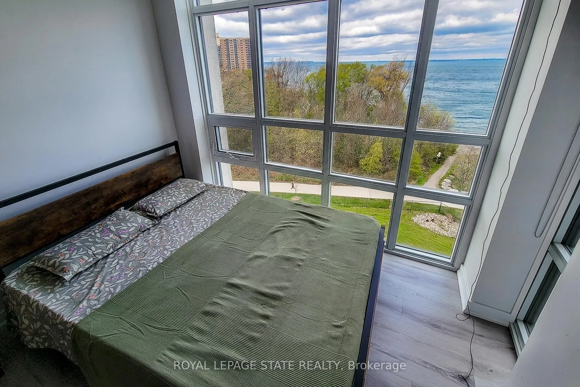 Photo 34 of Unit 628, 125 Shoreview Place, Hamilton, Lakeshore — HOMEH