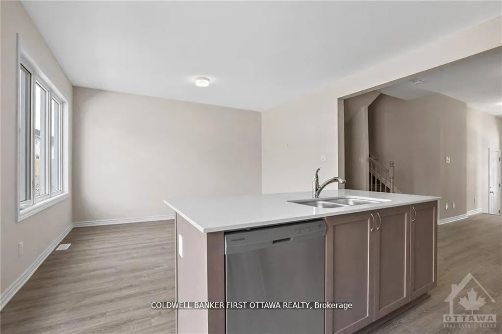 Photo 13 of 517 Rye Grass Way, Ottawa, Barrhaven - Half Moon Bay — HOMEH