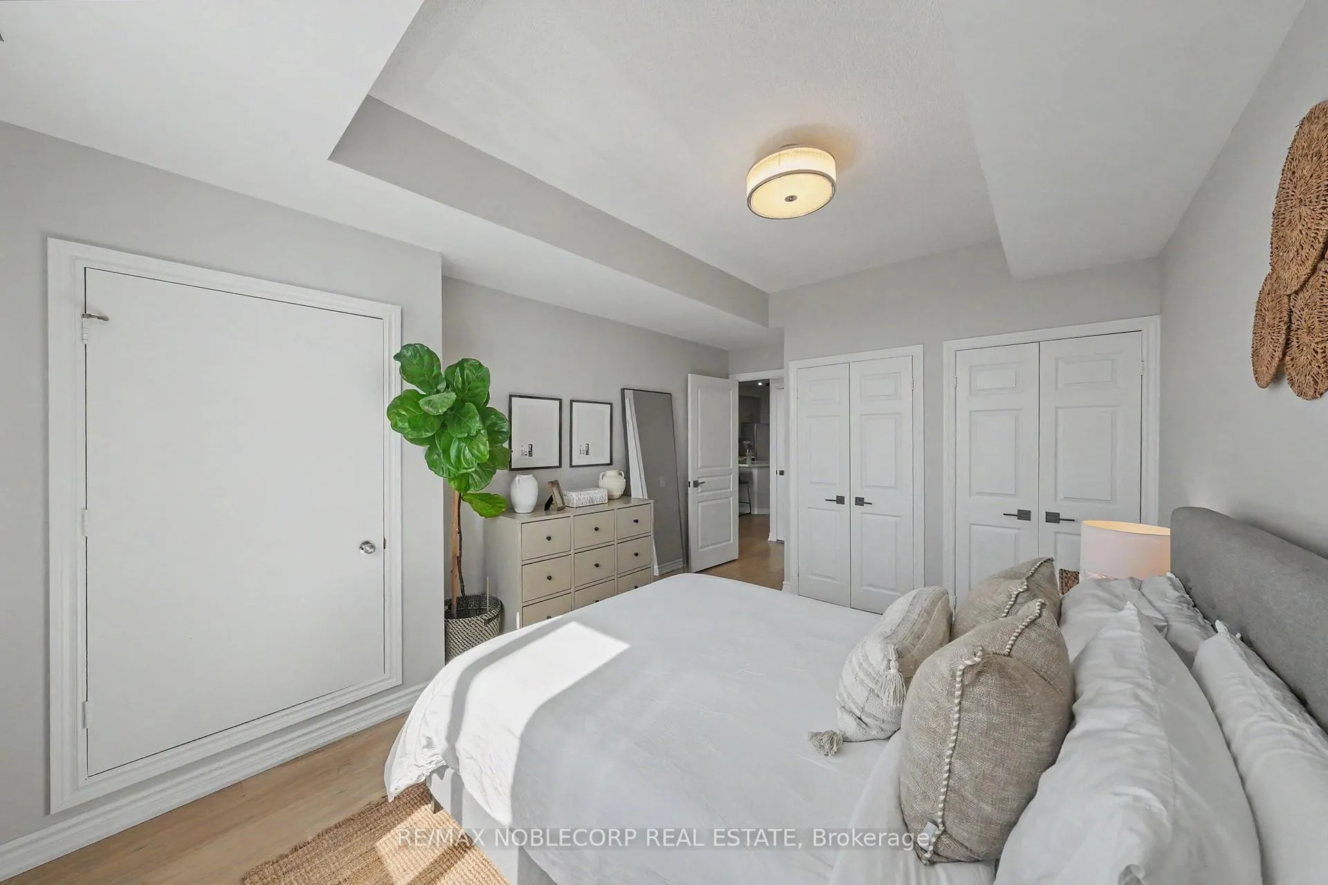 Photo 16 of Unit 709, 1 Belvedere Court, Brampton, Downtown Brampton — HOMEH