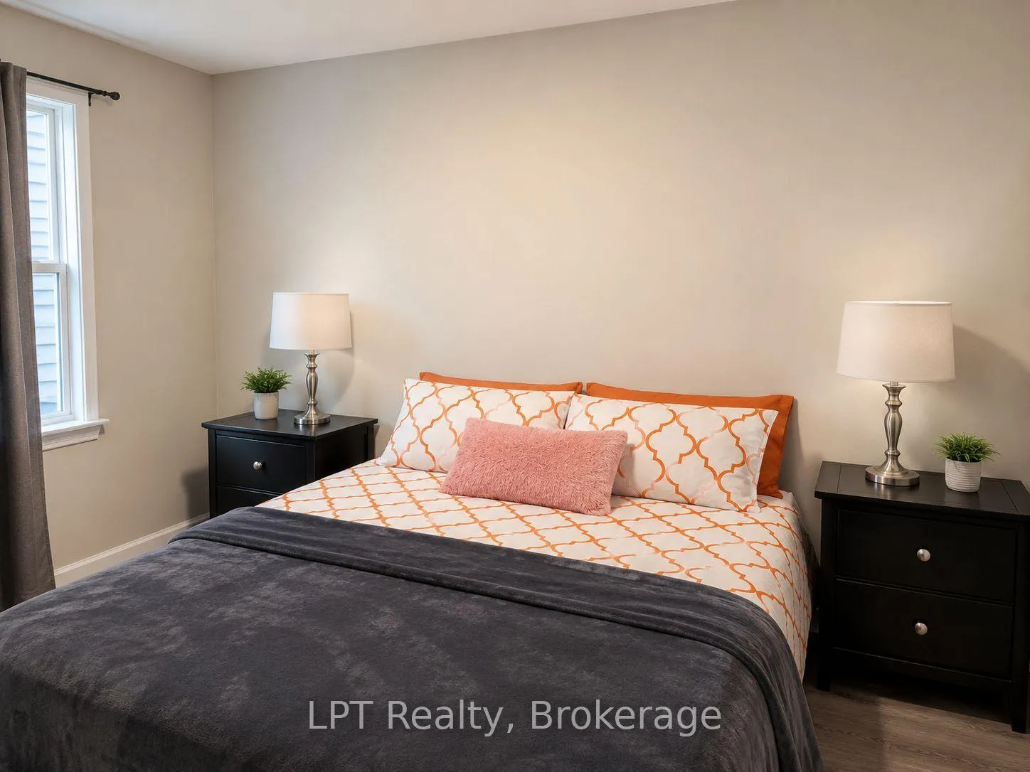 Photo 6 of 325 Baldwin Street, Oshawa, Donevan — HOMEH