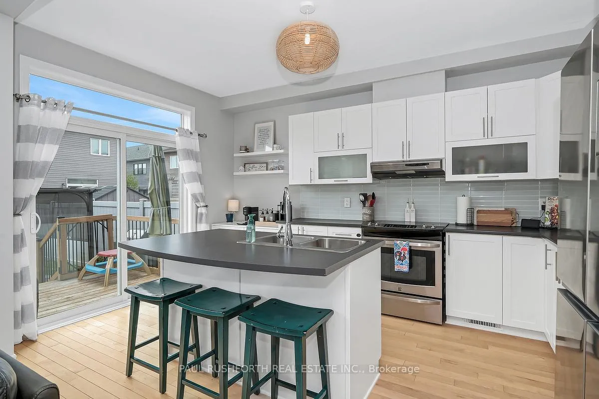 Photo 11 of 256 Hepatica Way, Ottawa, Avalon West — HOMEH