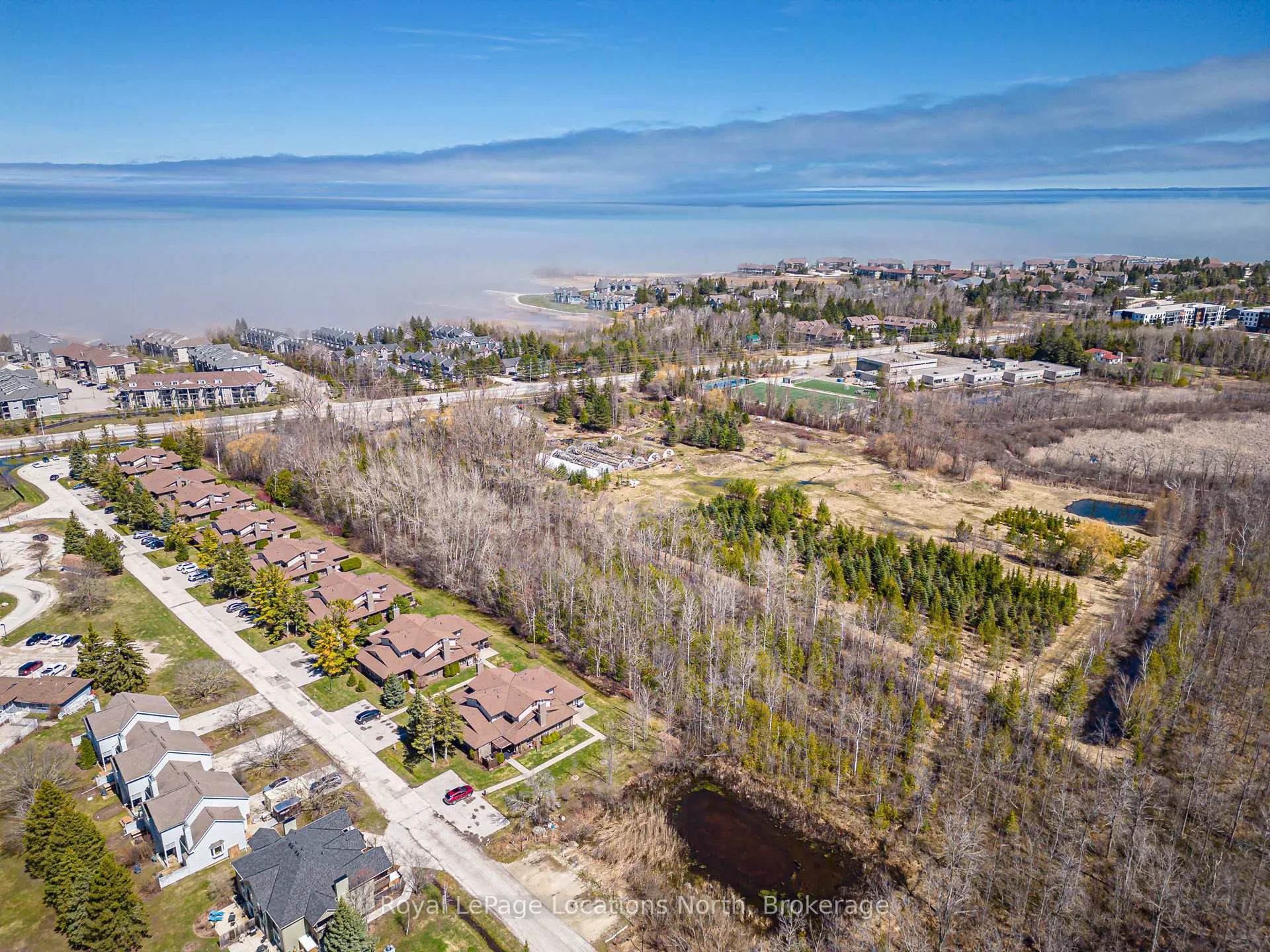 Photo 4 of 11589 26 Highway, Collingwood — HOMEH