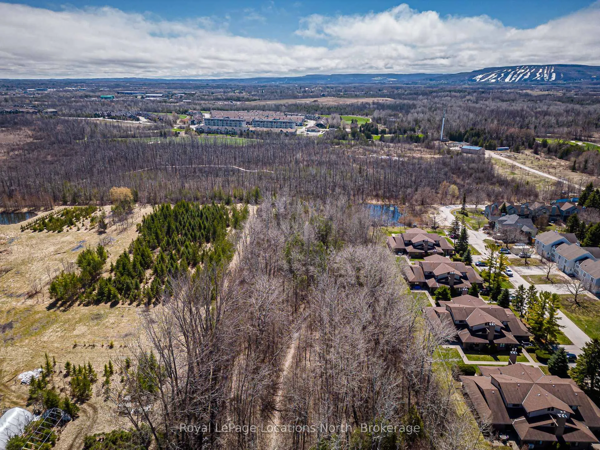 Photo 14 of 11589 26 Highway, Collingwood — HOMEH