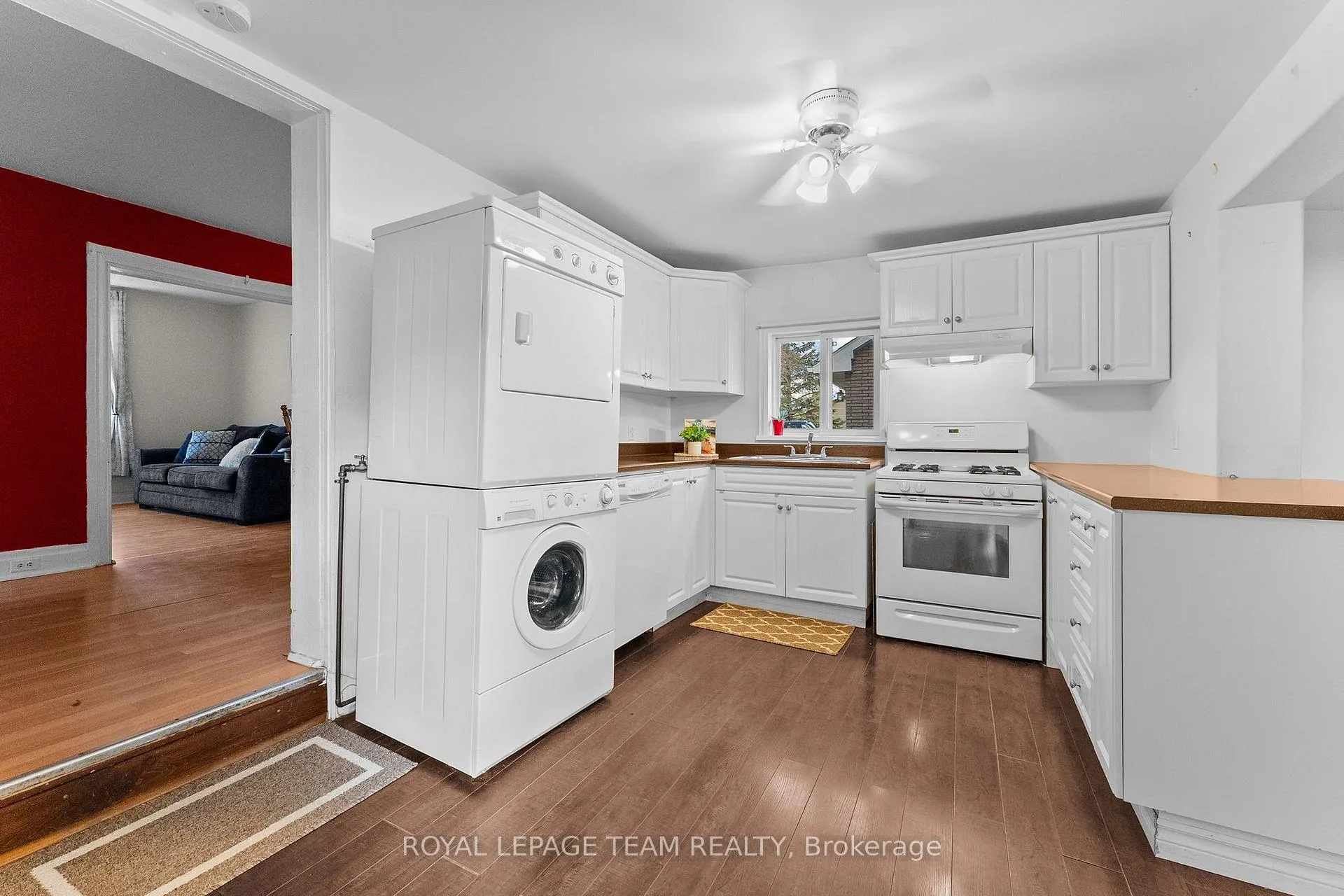 Photo 11 of 113 Queen Street N, Renfrew — HOMEH