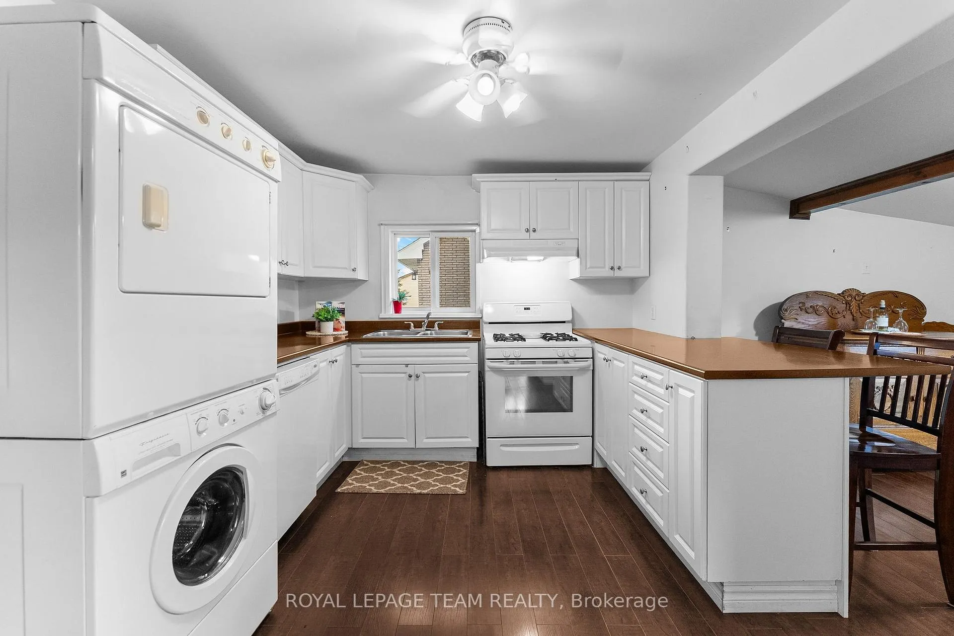 Photo 13 of 113 Queen Street N, Renfrew — HOMEH