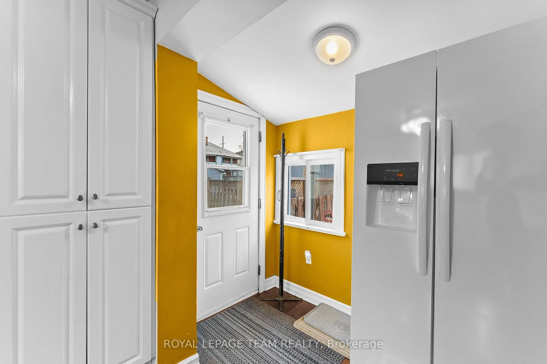 Photo 19 of 113 Queen Street N, Renfrew — HOMEH