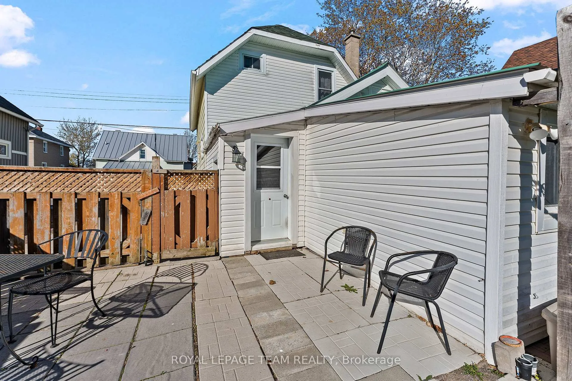 Photo 34 of 113 Queen Street N, Renfrew — HOMEH