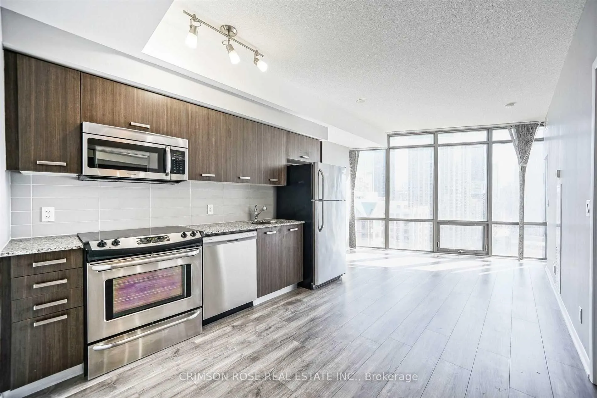 Photo 1 of Unit 1609, 832 Bay Street, Toronto, Bay Street Corridor — HOMEH
