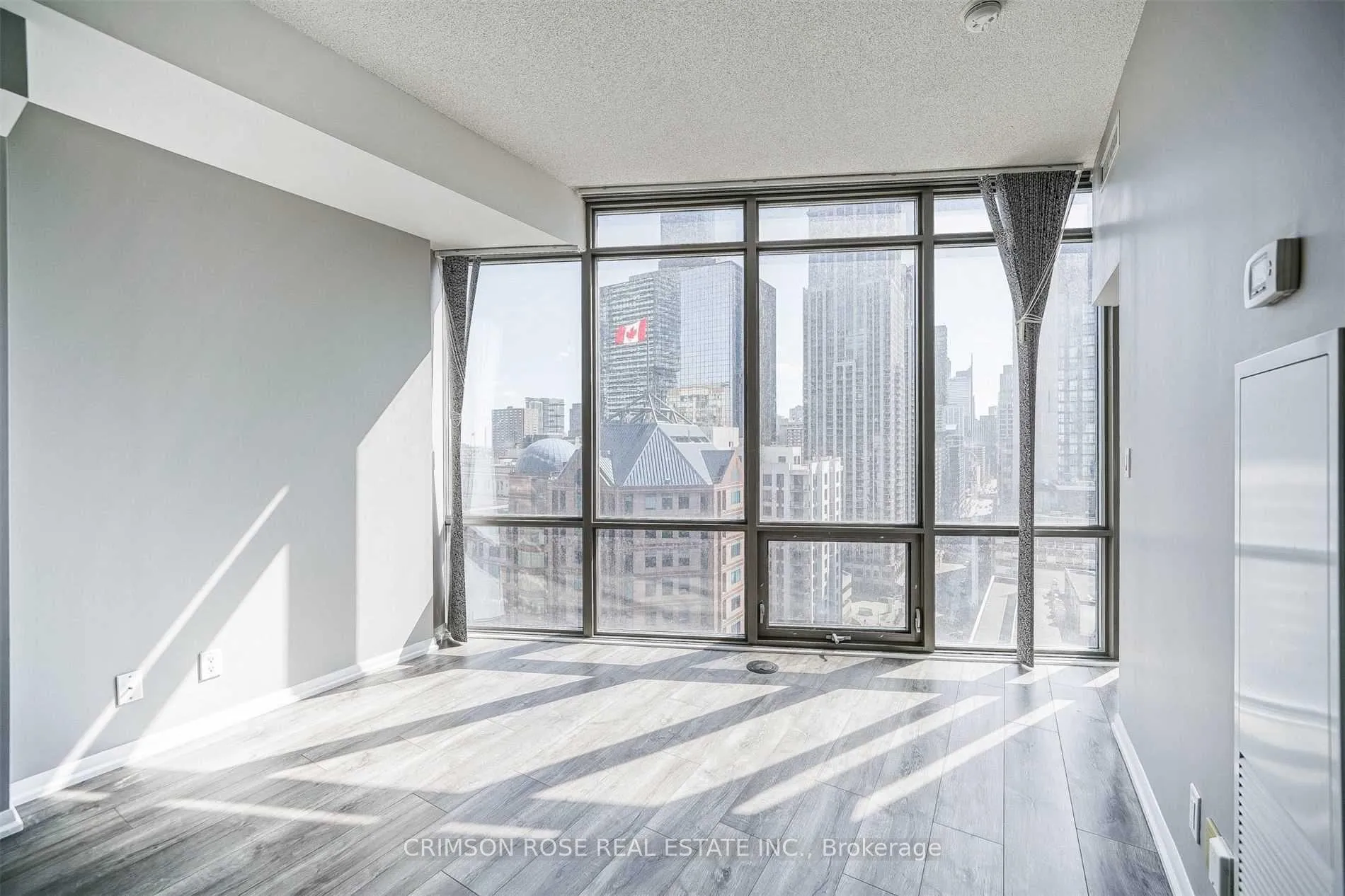 Photo 7 of Unit 1609, 832 Bay Street, Toronto, Bay Street Corridor — HOMEH