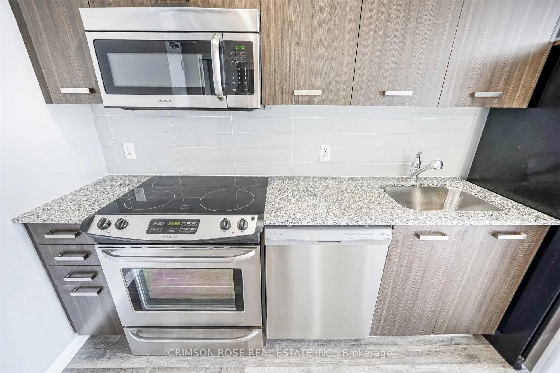 Photo 9 of Unit 1609, 832 Bay Street, Toronto, Bay Street Corridor — HOMEH