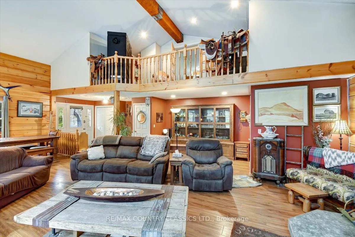 Photo 12 of 29840 62 Highway, Hastings Highlands, Herschel Ward — HOMEH