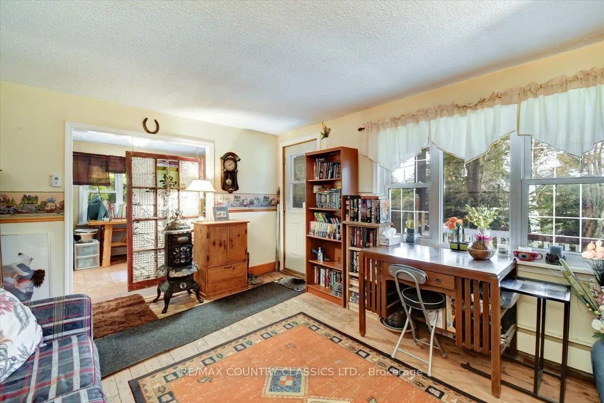 Photo 20 of 29840 62 Highway, Hastings Highlands, Herschel Ward — HOMEH