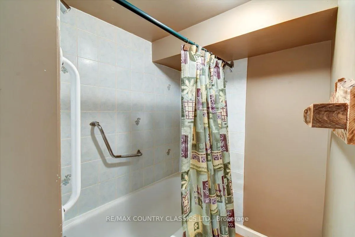 Photo 30 of 29840 62 Highway, Hastings Highlands, Herschel Ward — HOMEH