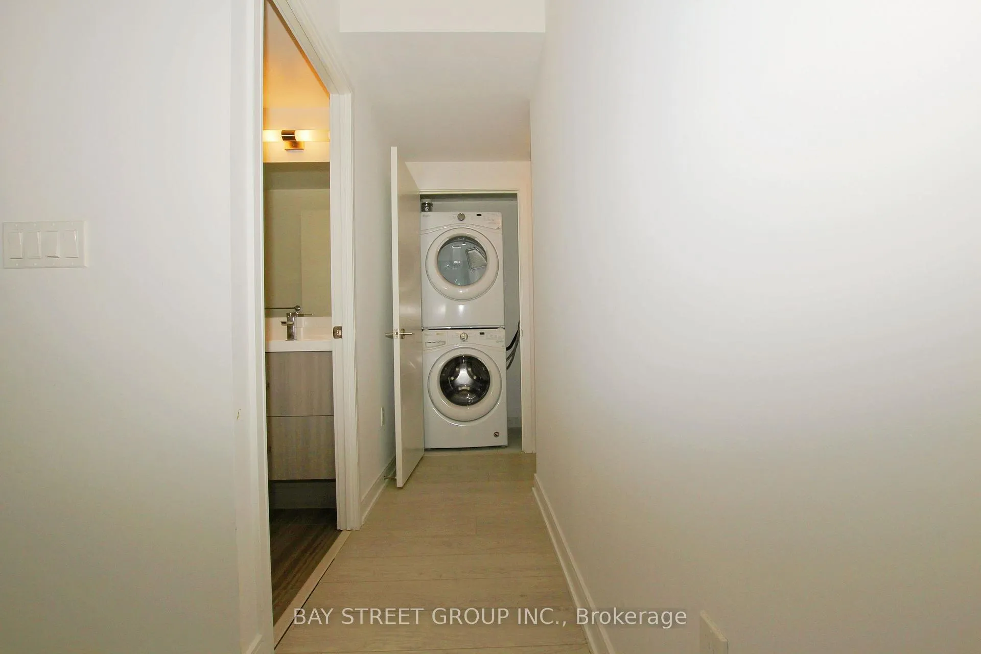 Photo 13 of Unit 1002, 50 Wellesley Street E, Toronto, Church-Yonge Corridor — HOMEH