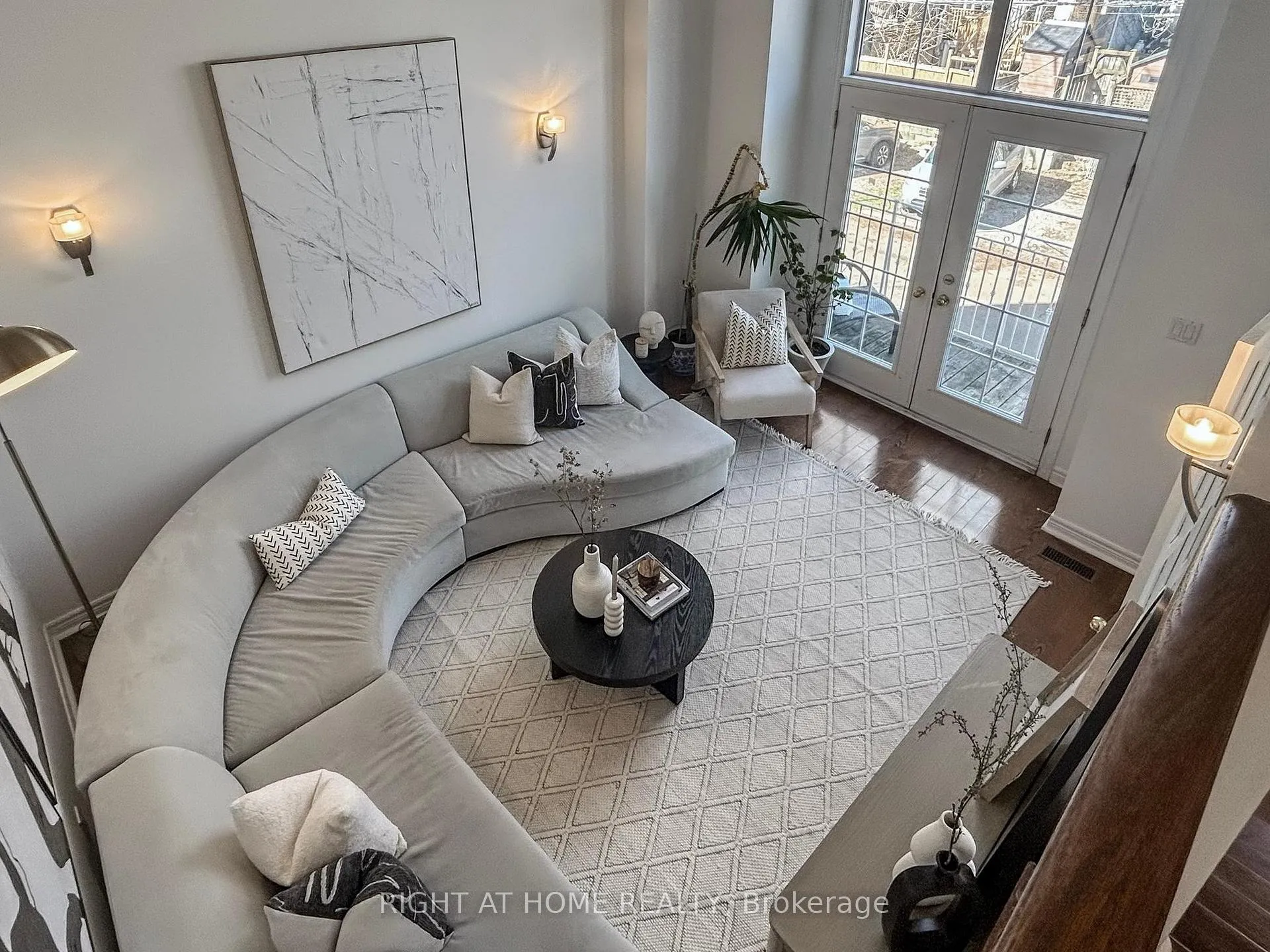 Photo 4 of 1021 Craven Road, Toronto, Greenwood-Coxwell — HOMEH