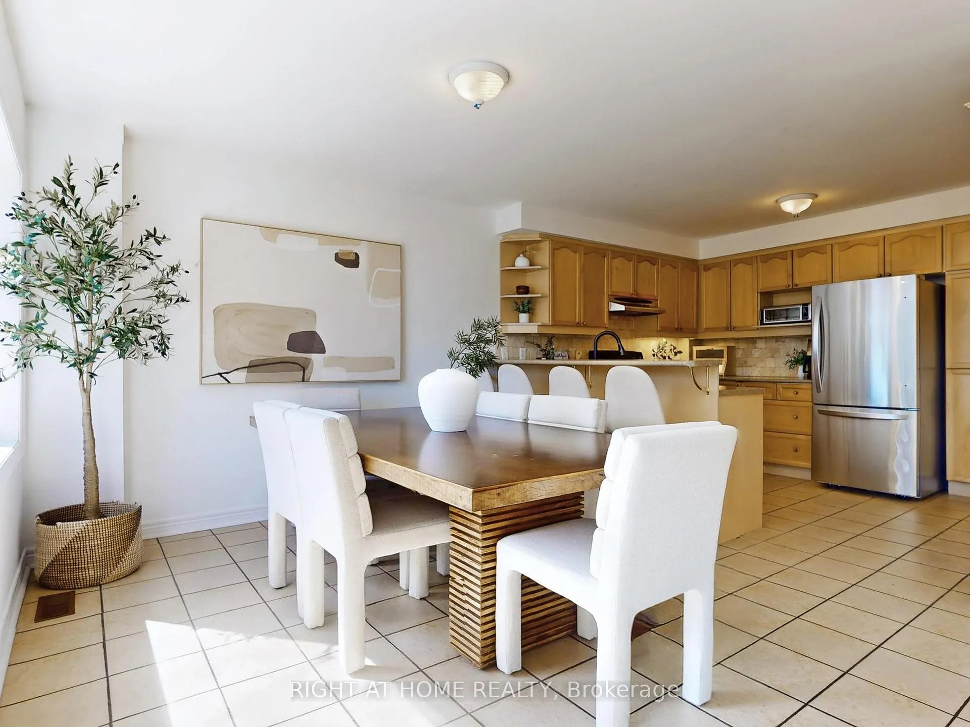 Photo 8 of 1021 Craven Road, Toronto, Greenwood-Coxwell — HOMEH