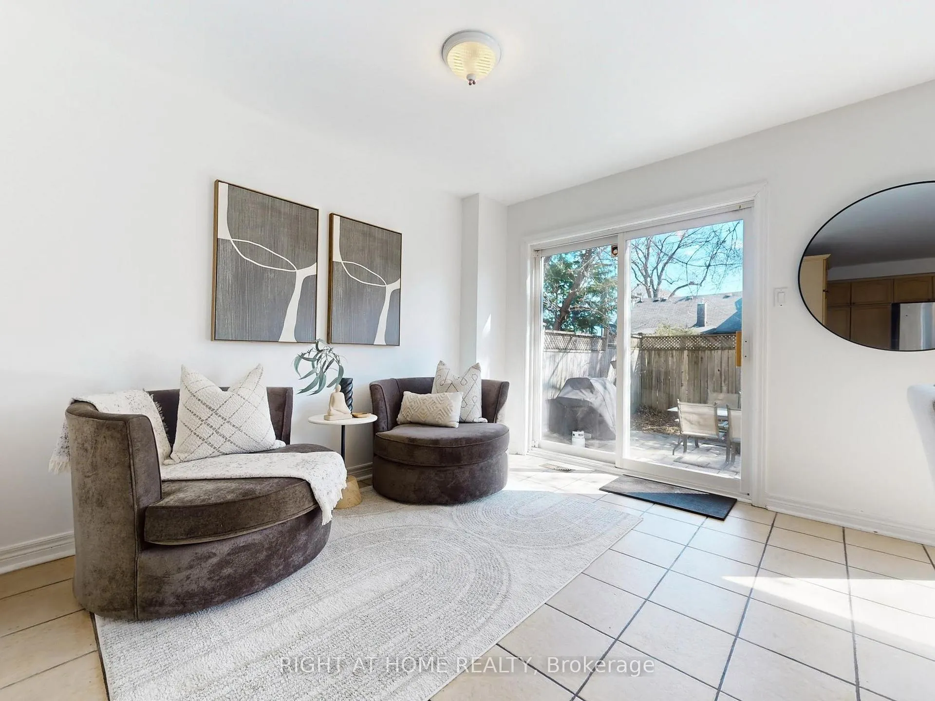 Photo 11 of 1021 Craven Road, Toronto, Greenwood-Coxwell — HOMEH