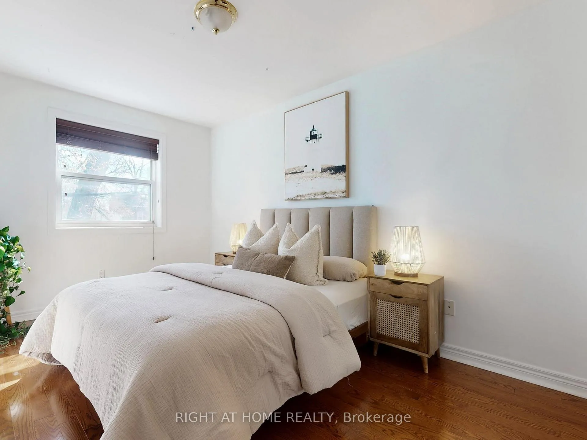 Photo 20 of 1021 Craven Road, Toronto, Greenwood-Coxwell — HOMEH