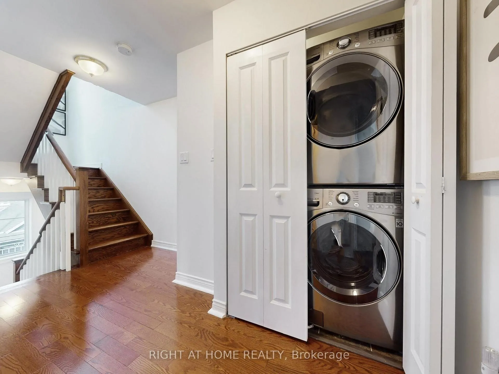 Photo 25 of 1021 Craven Road, Toronto, Greenwood-Coxwell — HOMEH