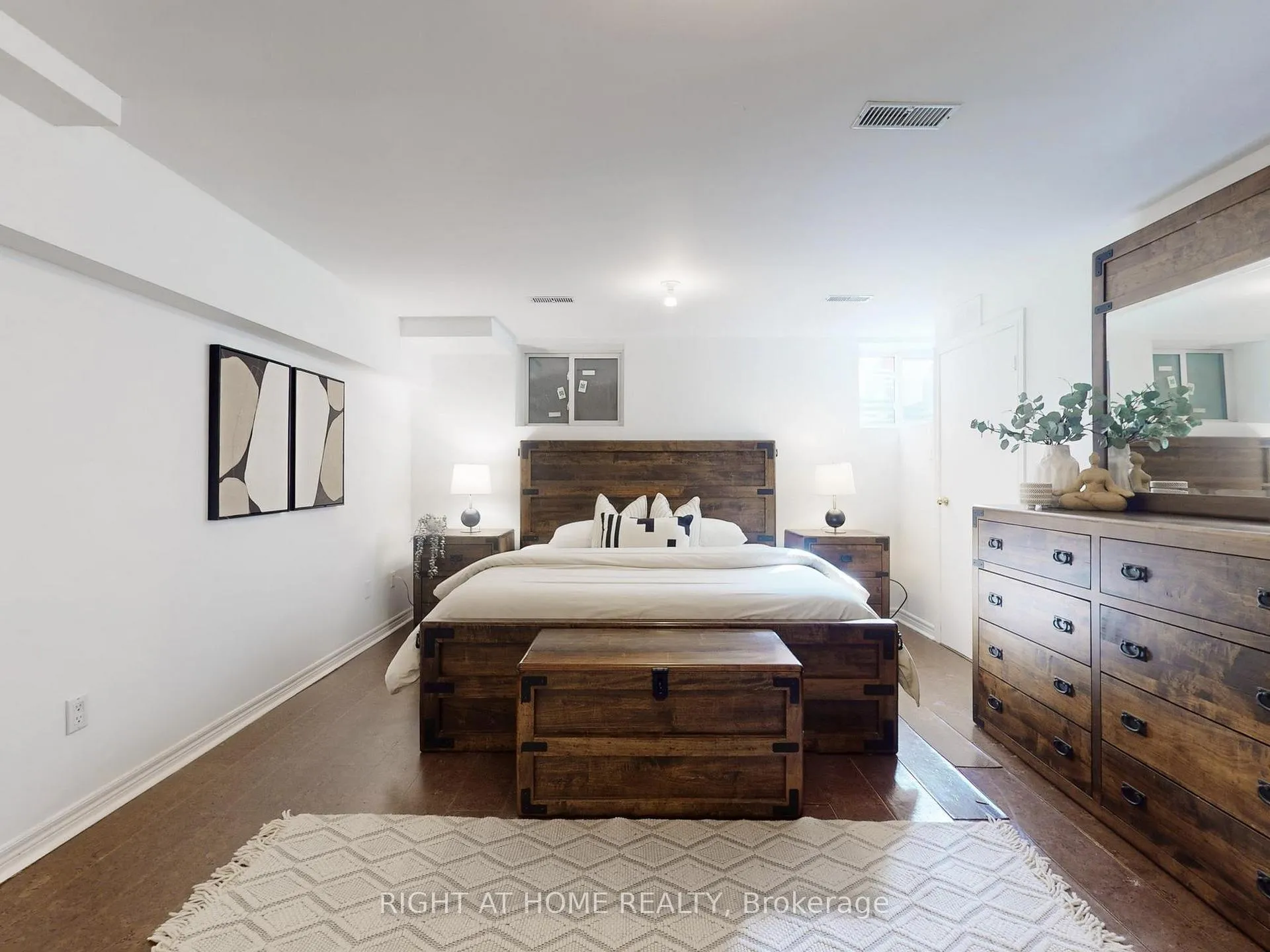 Photo 38 of 1021 Craven Road, Toronto, Greenwood-Coxwell — HOMEH