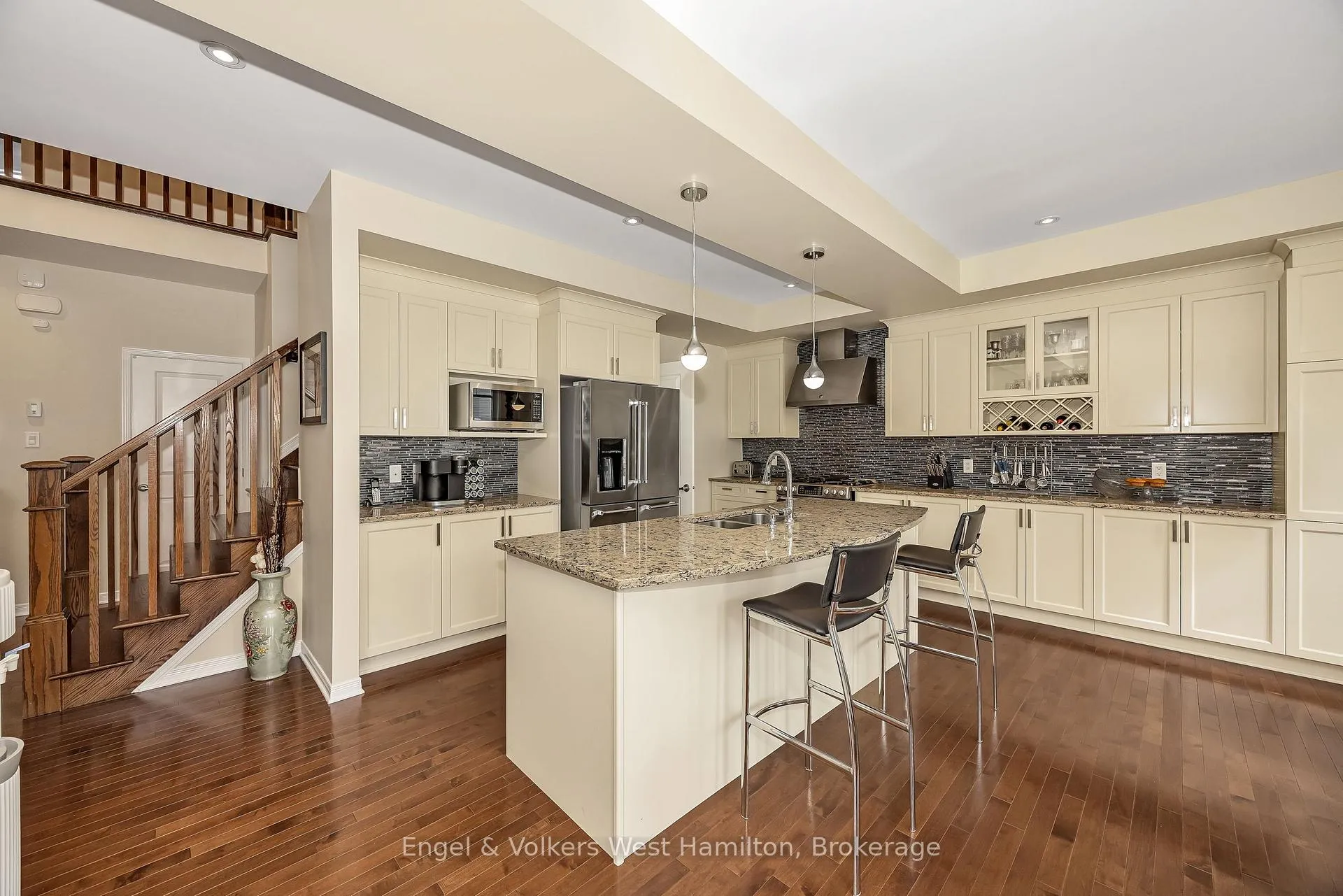 Photo 6 of 333 Percheron Way, Ottawa, Kanata - Emerald Meadows/Trailwest — HOMEH