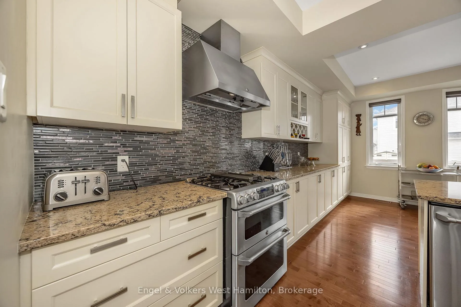 Photo 7 of 333 Percheron Way, Ottawa, Kanata - Emerald Meadows/Trailwest — HOMEH