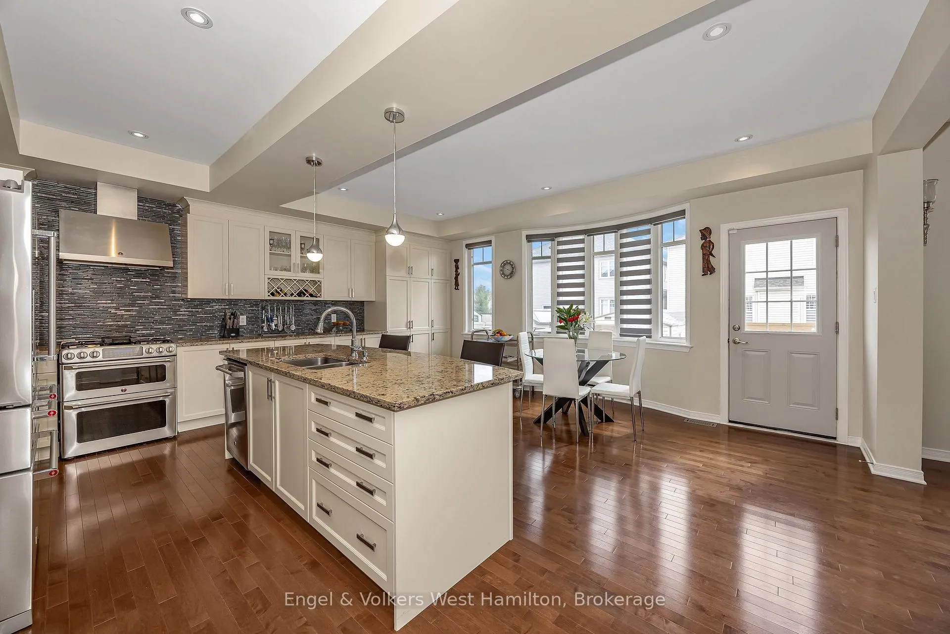 Photo 9 of 333 Percheron Way, Ottawa, Kanata - Emerald Meadows/Trailwest — HOMEH