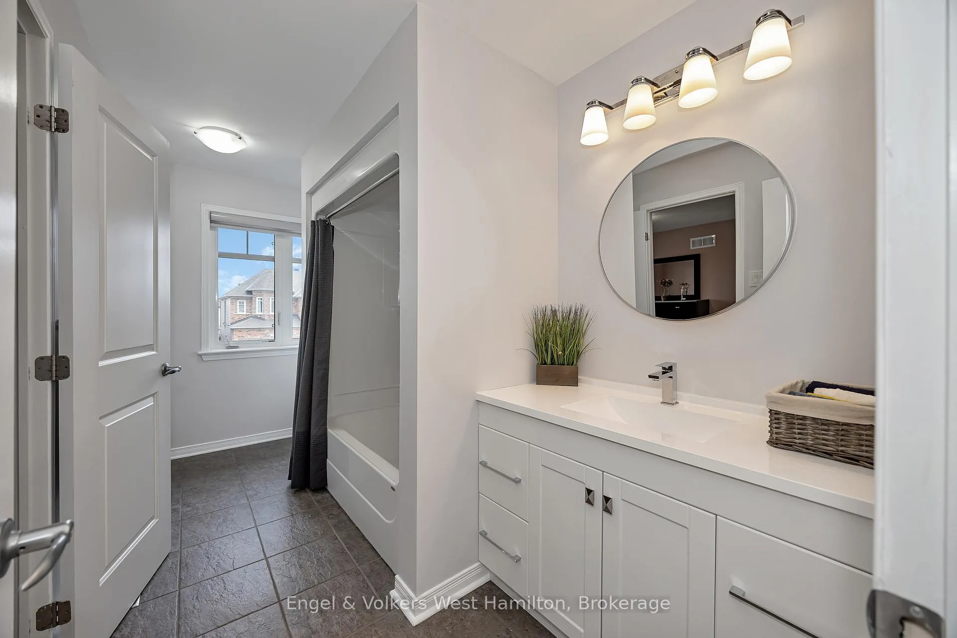 Photo 33 of 333 Percheron Way, Ottawa, Kanata - Emerald Meadows/Trailwest — HOMEH