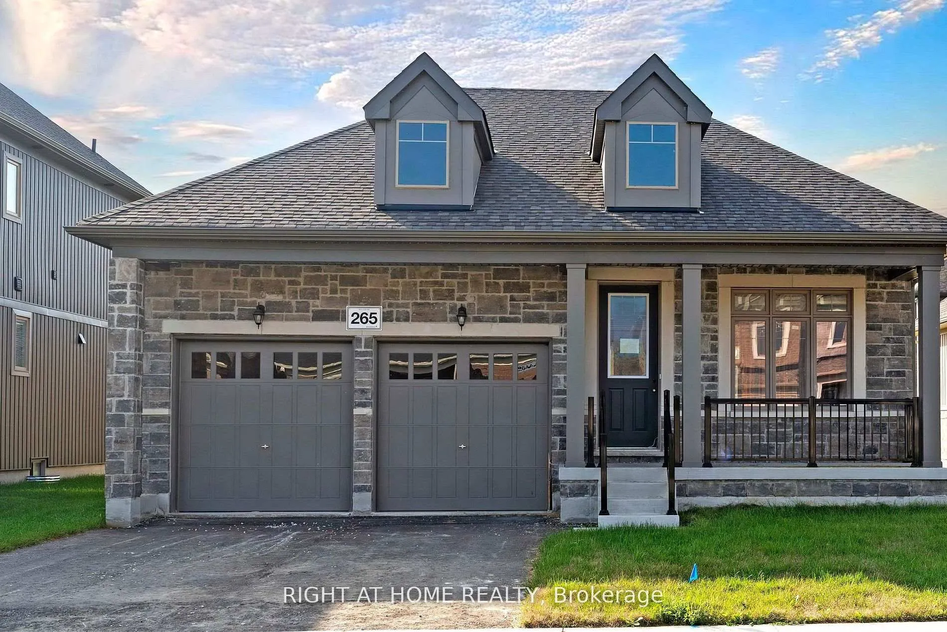 Photo 2 of 265 Wilcox Drive, Clearview, Stayner — HOMEH