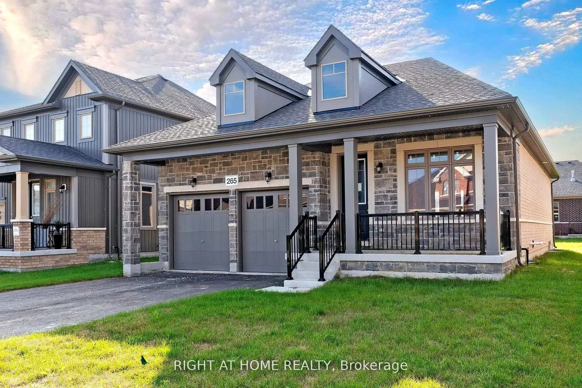 Photo 5 of 265 Wilcox Drive, Clearview, Stayner — HOMEH