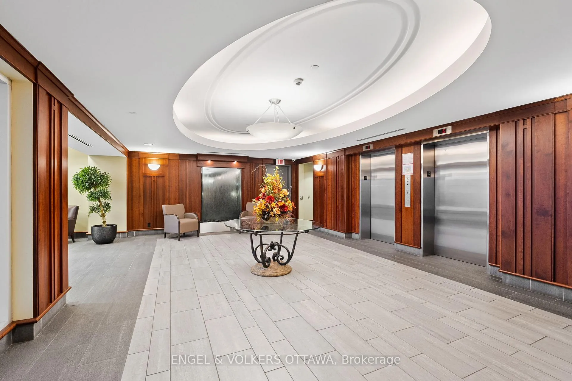 Photo 2 of Unit 1008, 136 Darlington Private, Ottawa, Hunt Club/Western Community — HOMEH
