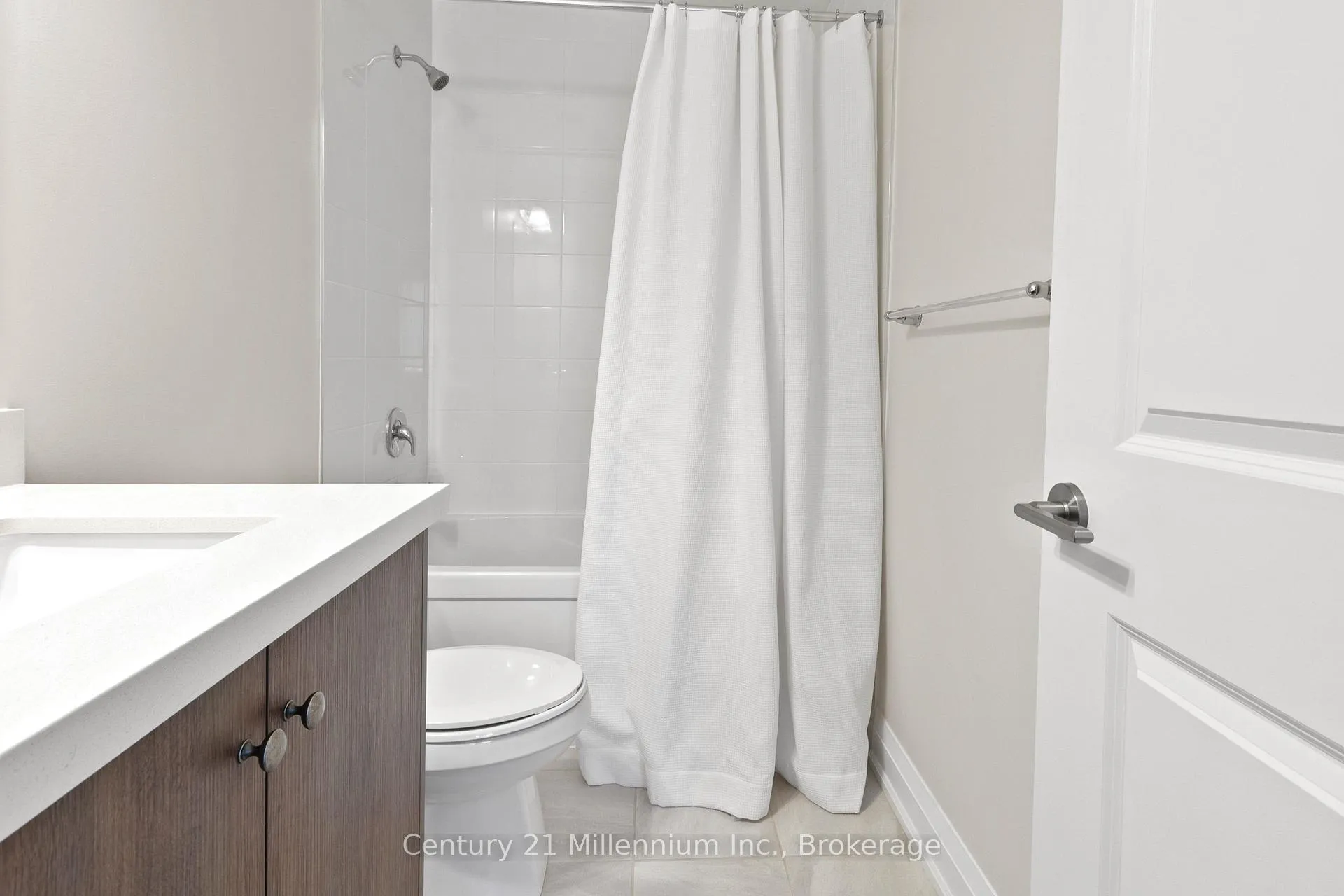 Photo 21 of 115 Stillwater Crescent, Blue Mountains — HOMEH