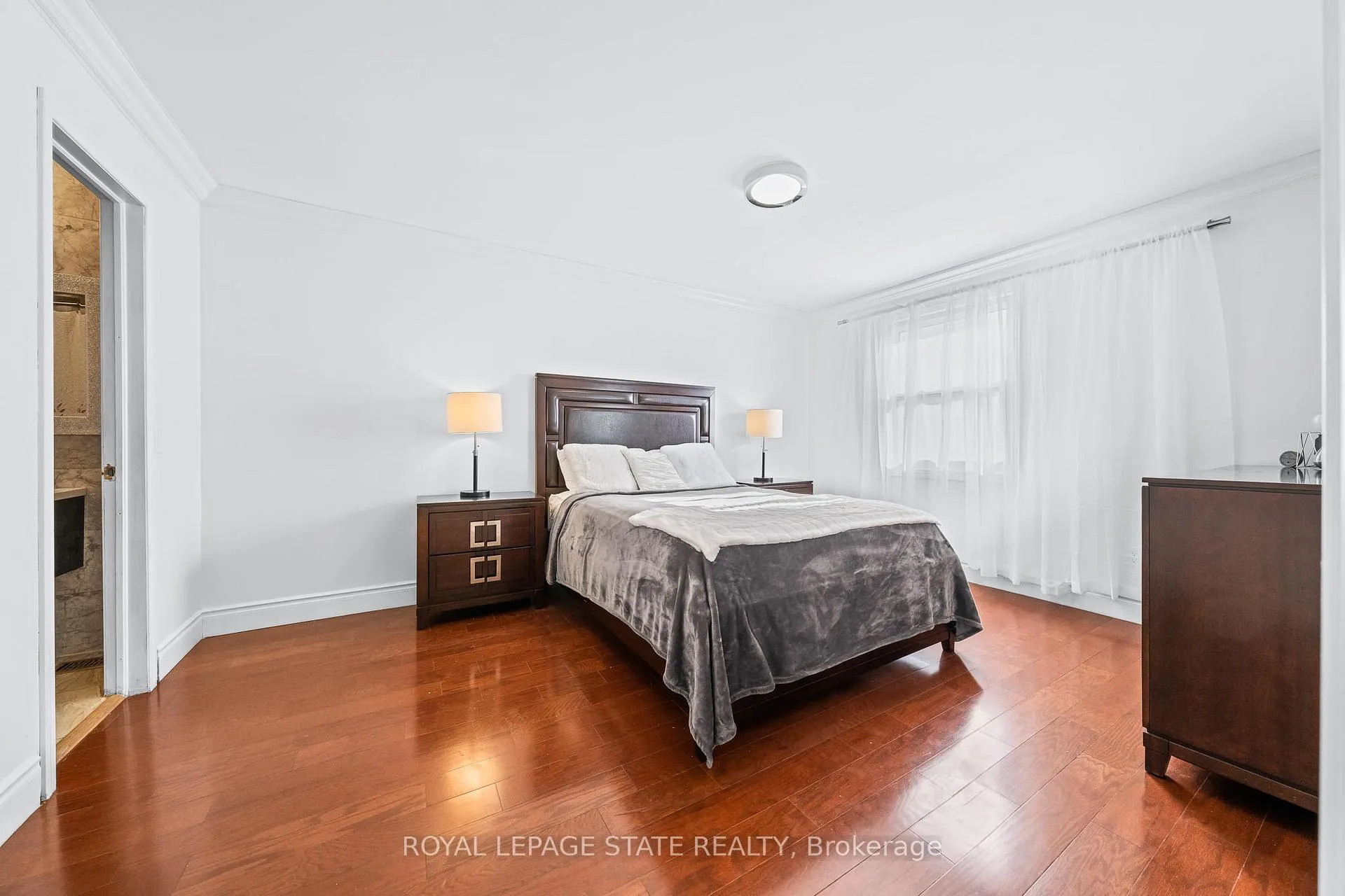 Photo 29 of 46 Novoco Drive, Hamilton, Gurnett — HOMEH