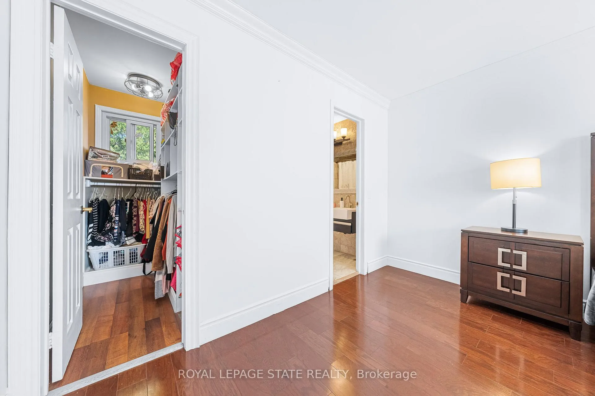 Photo 33 of 46 Novoco Drive, Hamilton, Gurnett — HOMEH