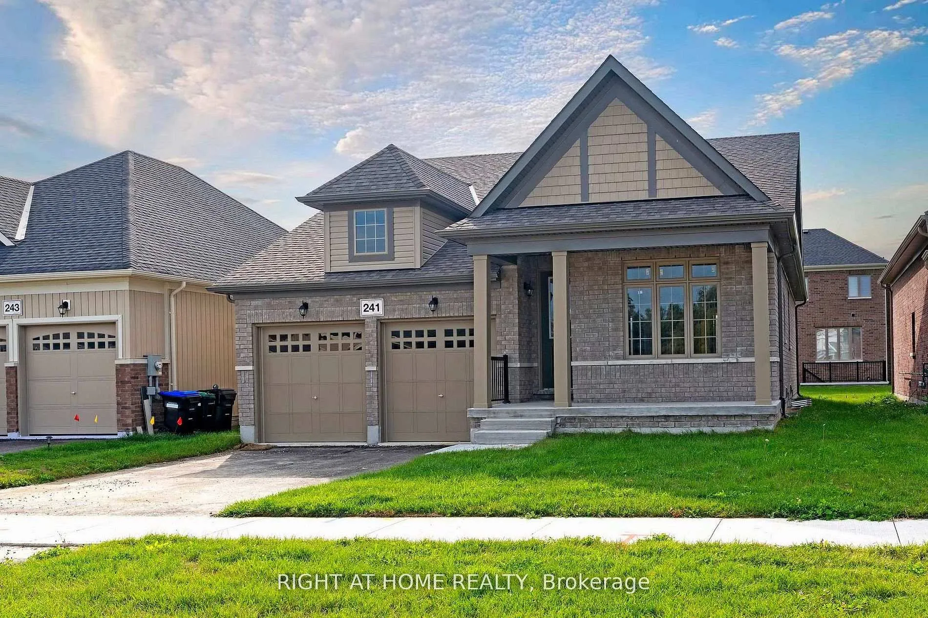Photo 3 of 241 Wilcox Drive, Clearview, Stayner — HOMEH